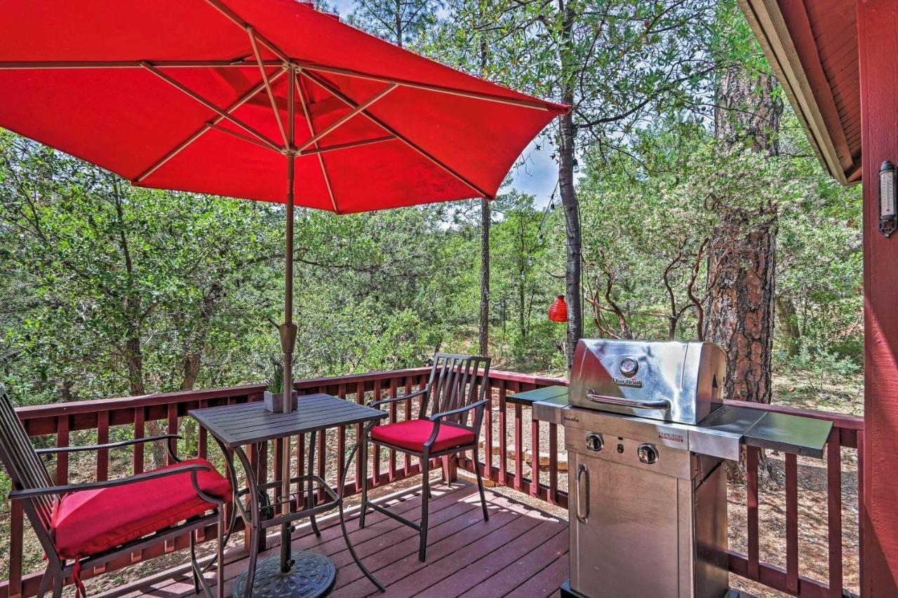 Romantic Strawberryandpine Studio Cabin With Deck! Exterior foto